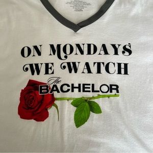The Bachelor Size M white & gray cotton blend women's tee shirt